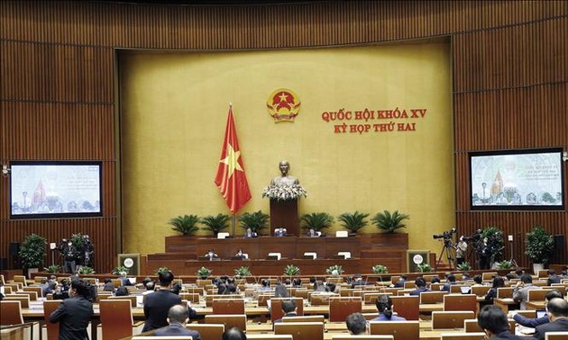 越南第15届国会第2次会议讨论司法和反腐败工作