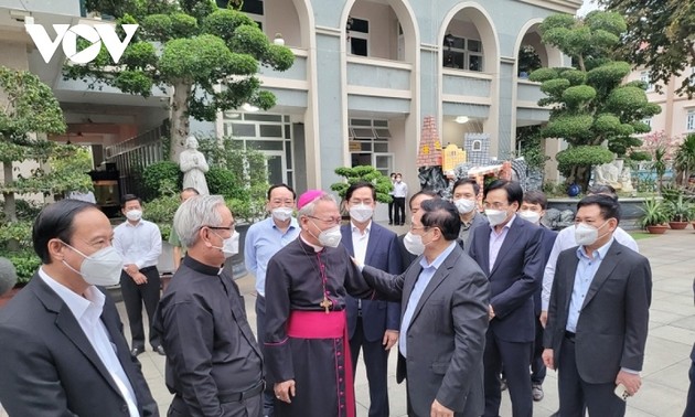 越南宗教信仰自由的生动现实  