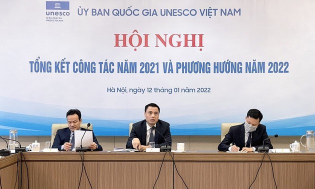 继续提高越南在UNESCO论坛上的形象和作用