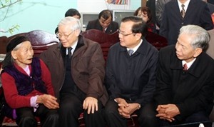 Party leader pays New Year visit to Thach That