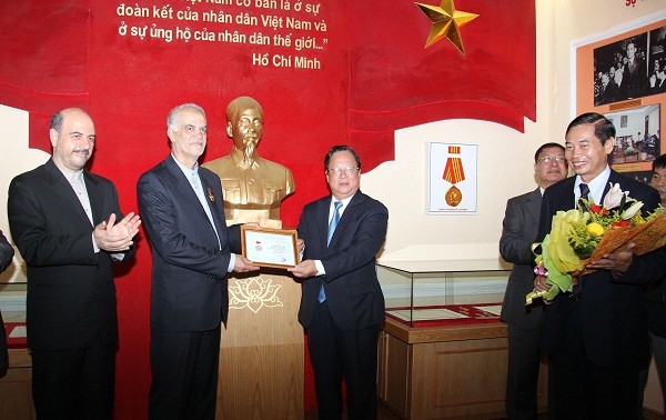 Promoting people-to-people diplomacy