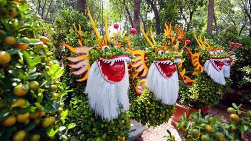 Flower markets in Ho Chi Minh city open