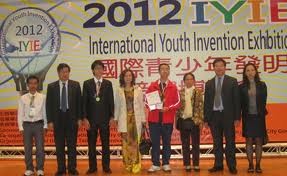 Vietnamese pupils win prizes at the 2014 International Youth Invention Exhibition