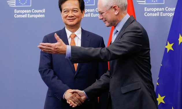 PM: Vietnam wants to boost comprehensive partnership with EU