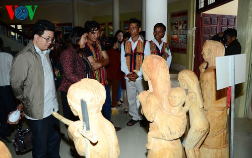 Colorful activities to mark Vietnam’s Cultural Heritage Day 