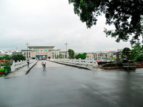 Vietnam, China concludes 4th negotiation on free travel of ships at the mouth of Beilun river 