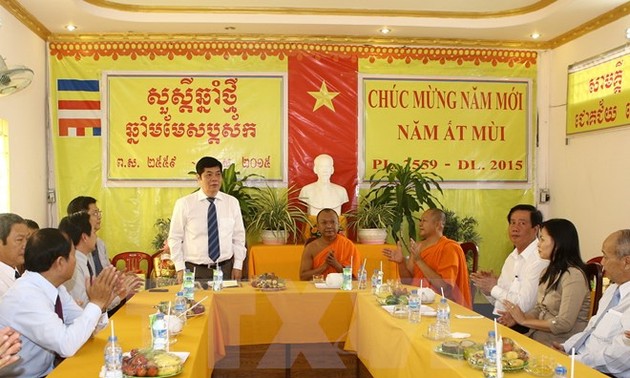 The Party and State care for Khmer people’s lives 