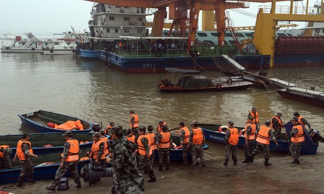 13 rescued from ship sank in China’s Yangtze river