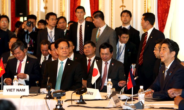 PM Nguyen Tan Dung attends the 7th Mekong-Japan summit