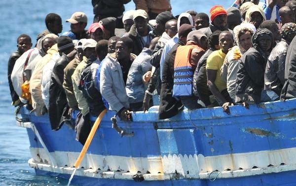 Another boat carrying migrants sinks in Mediterranean 