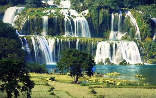 4th negotiation on protecting and exploiting tourism resources in Ban Gioc waterfall 
