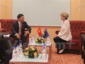 Deputy PM meets senior EU, Australian officials