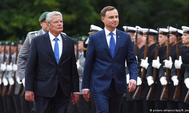 Migration tops agenda of talks between German and Polish leaders