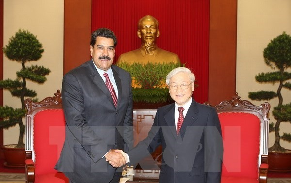 Venezuelan President concludes official visit to Vietnam