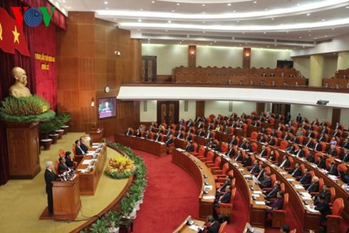 Press release on the closing of the 12th plenum of the 11th Party Central Committee