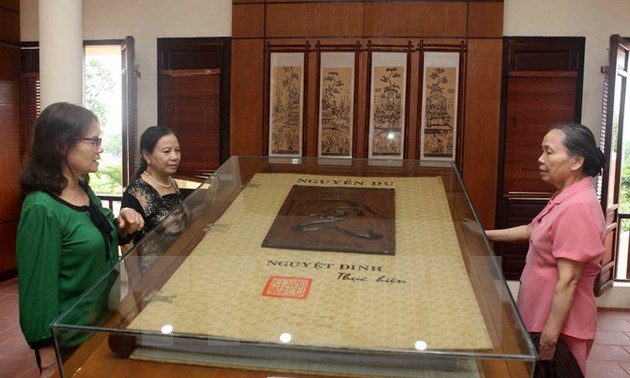 Literary works, the Tale of Kieu on display