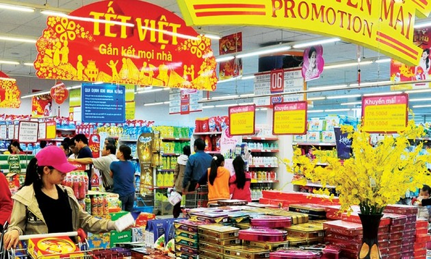 Ensuring sufficient goods for Tet