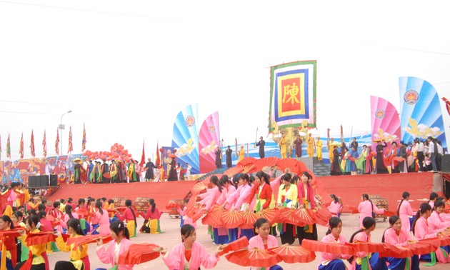 Tran temple festival opens in Thai Binh province