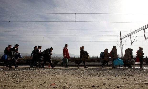 Balkan countries impose limits on refugee numbers