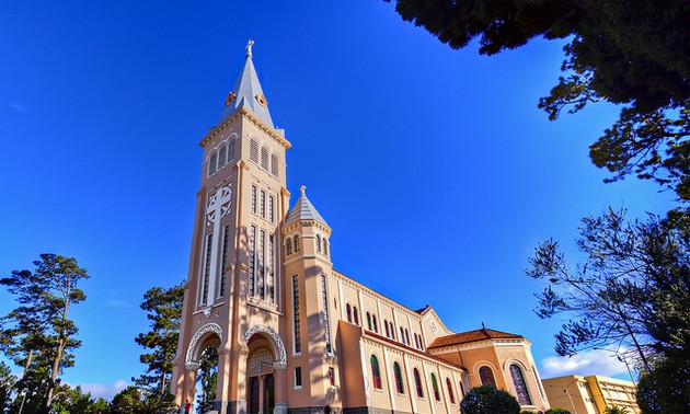 Two magnificent cathedrals in Dalat