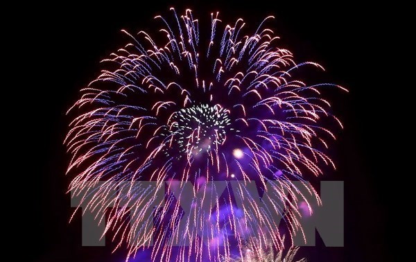 Fireworks, cultural-sport events mark national reunification