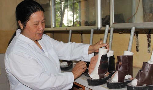 Nguyen Thi Xuan, a devoted nurse at a leprosy hospital