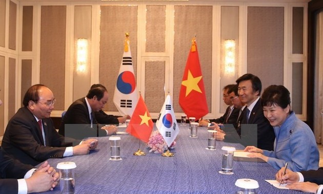 Prime Minister Nguyen Xuan Phuc’ bilateral meetings on ASEM sidelines