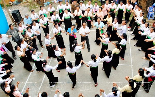 Yen Bai compiles dossier of Xoe dancing for UNESCO recognition 