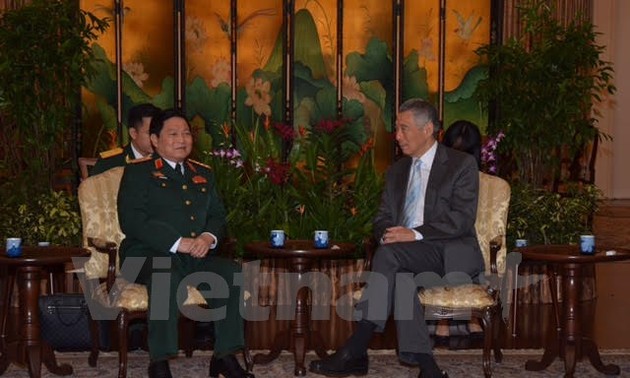 Boosting Vietnam, Singapore defense cooperation 
