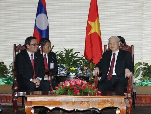 Party leader Nguyen Phu Trong conludes visit to Laos