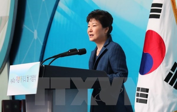 South Korea opposition introduces a bill to impeach President Park