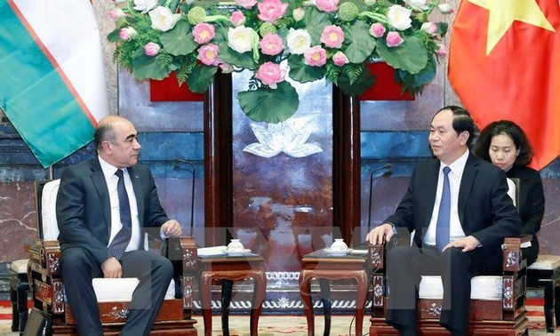 President urges Vietnam, Uzbekistan to tap cooperation potential 