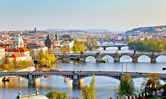 Czech Republic applies revised Act on Residency of Foreign Nationals