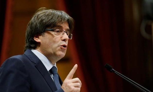 Spain's constitutional court suspends Catalan referendum law