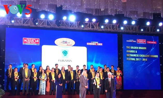 62 business winners of the Golden Dragon Awards and 100 Vietnamese strong brands honored