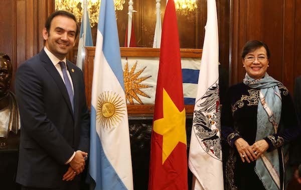 HCMC, Buenos Aires promote bilateral friendship cooperation