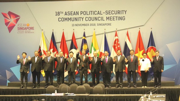 Vietnam calls on ASEAN to focus on regional peace, security 