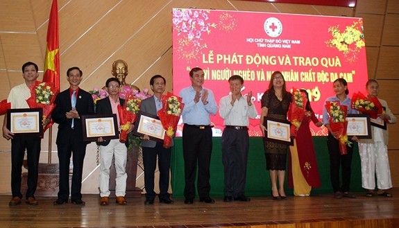 “Tet for the poor and AO victims” program launched 