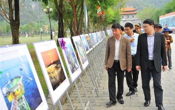 Photo exhibition highlights Vietnam’s sea and islands  