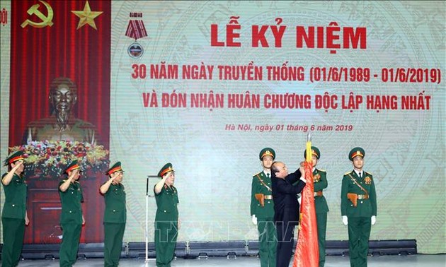 Prime Minister Nguyen Xuan Phuc attends Viettel’s 30th anniversary