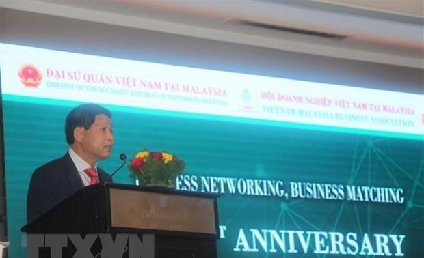 Vietnam, Malaysia to raise two-way trade to 25 billion USD