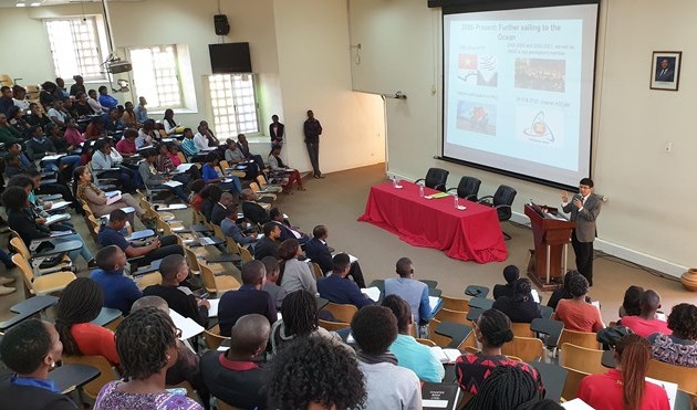 Ambassador highlights Vietnam’ foreign policy at Mozambican university