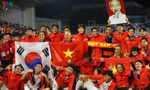 U22 Vietnam football team wins historic victory at SEA Games 30
