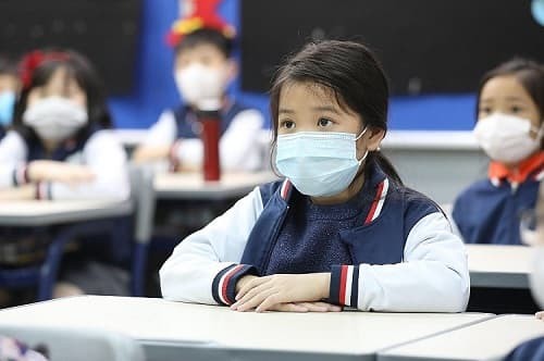 Enterprise offers free masks to pupils to prevent Covid-19 spread 