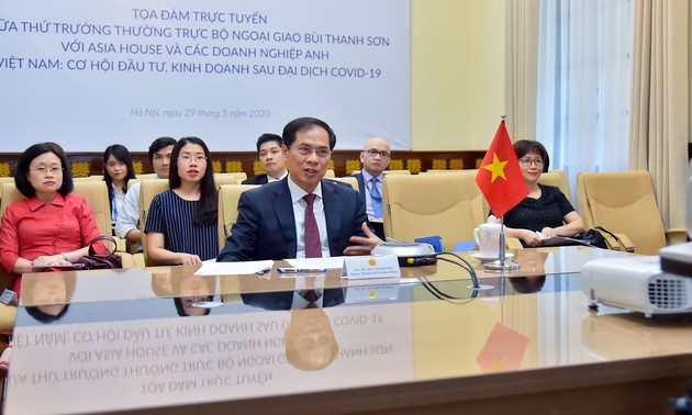 Online conference on Vietnam’s investment and trade opportunity in post-COVID 19