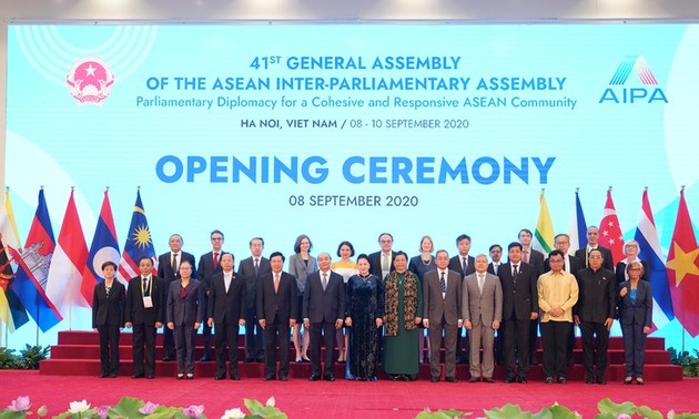 Vietnam pledges enhanced effort as AIPA Chair 2020