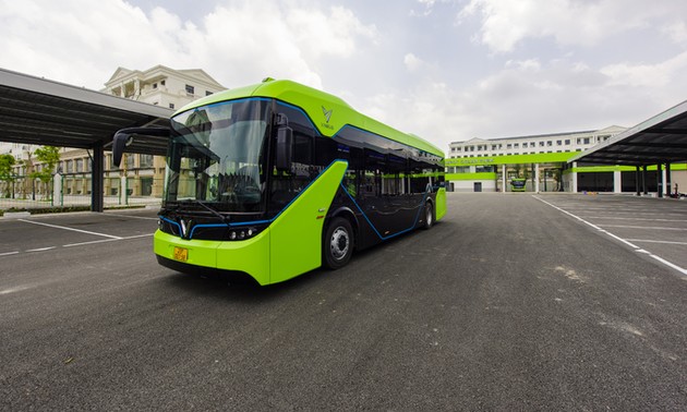 Vietnam’s first electric bus service launched