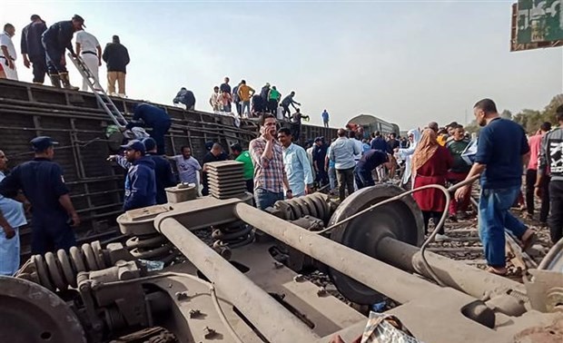 Egypt's President orders investigation of train derailment