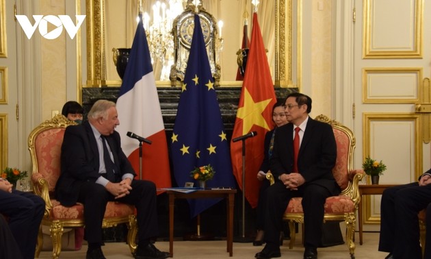 PM praises legislatures’ contributions to Vietnam-France cooperation