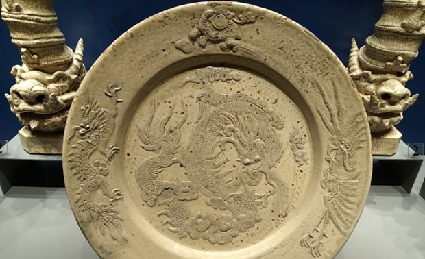 Pottery exhibition honors Vietnamese culture